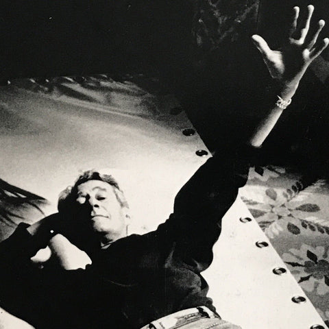 HELMUT NEWTON'S ILLUSTRATED